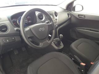 HYUNDAI i10 usata, con Autoradio