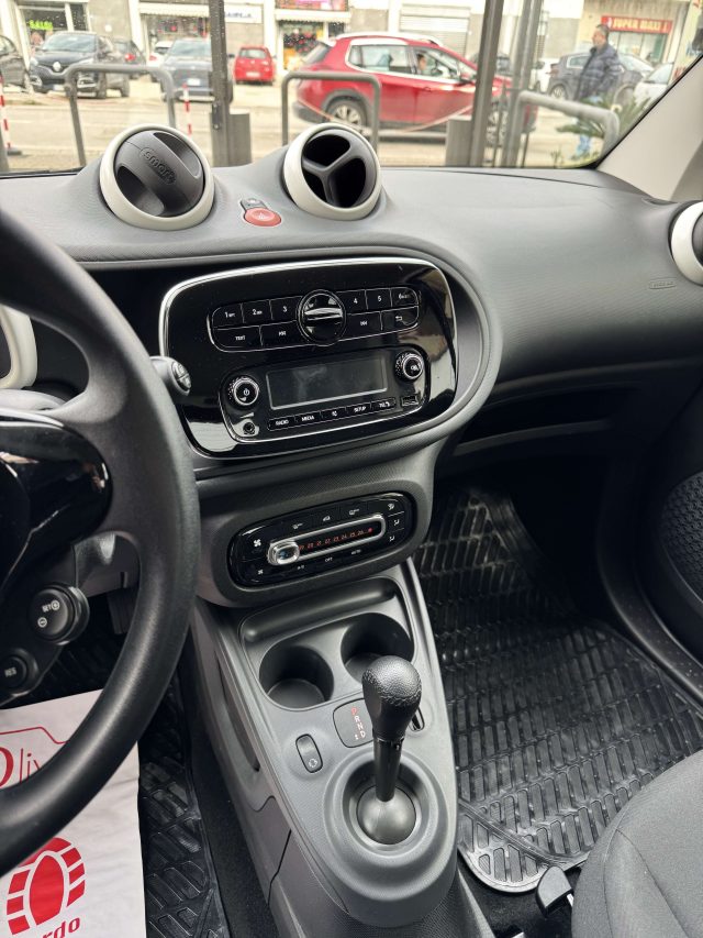 SMART ForTwo usata, con USB
