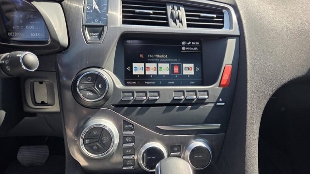 DS AUTOMOBILES DS 5 usata, con Specchietti laterali elettrici