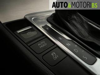 VOLKSWAGEN Passat usata, con Airbag testa