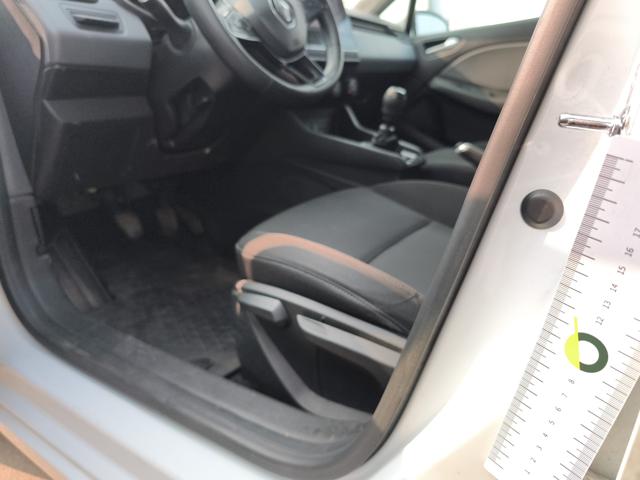 RENAULT Clio usata, con Sensori di parcheggio posteriori