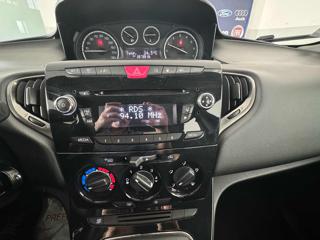 LANCIA Ypsilon usata, con Sedile posteriore sdoppiato