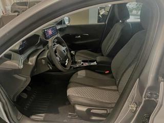 PEUGEOT 208 usata, con USB