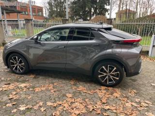 TOYOTA C-HR usata, con Autoradio