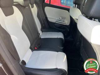 MERCEDES-BENZ GLA 200 usata, con Chiusura centralizzata