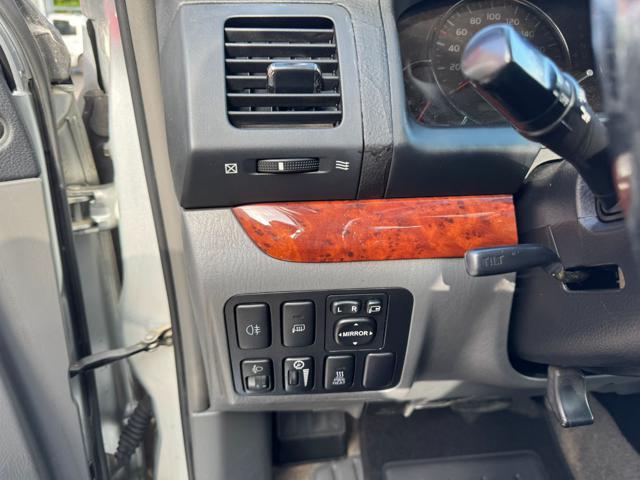 TOYOTA Land Cruiser usata, con Interni in pelle