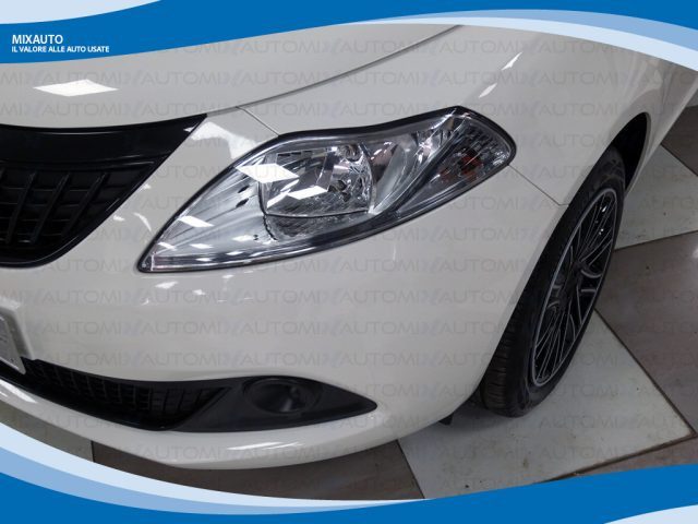 LANCIA Ypsilon usata, con ESP
