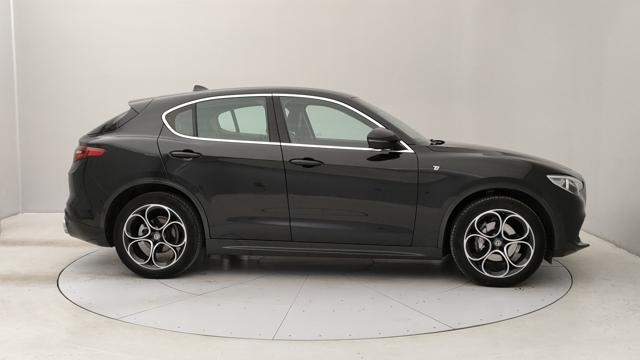 ALFA ROMEO Stelvio usata, con Autoradio