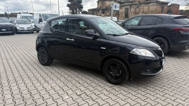 LANCIA Ypsilon usata, con Airbag