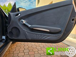MERCEDES-BENZ SLK 200 usata, con Bracciolo