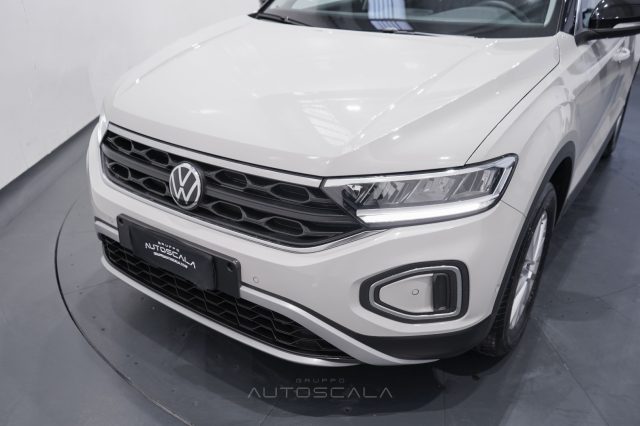 VOLKSWAGEN T-Roc usata, con Specchietti laterali elettrici