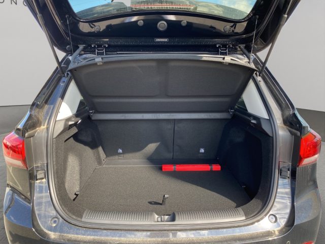 MG ZS usata, con Frenata d