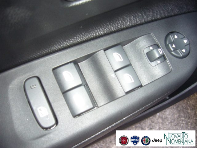 OPEL Corsa usata, con Immobilizzatore elettronico