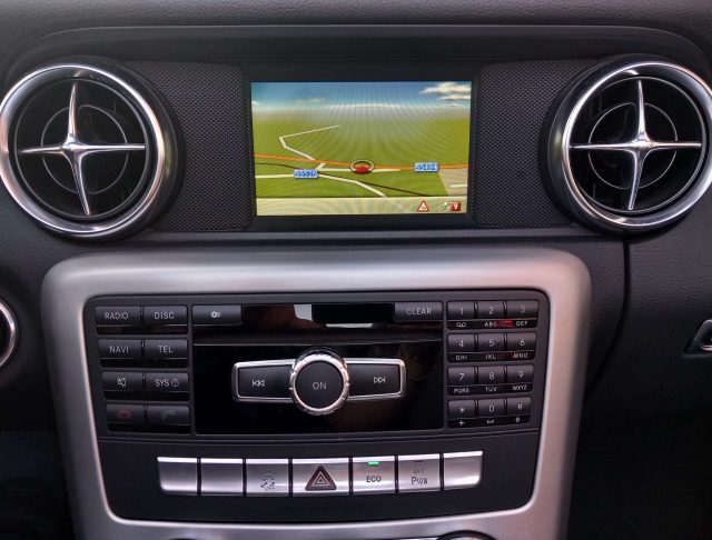 MERCEDES-BENZ SLK 200 usata, con Fari Xenon