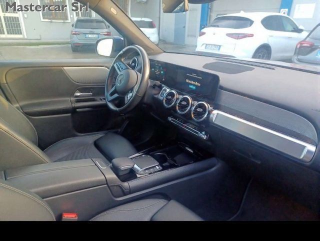 MERCEDES-BENZ GLB 200 usata, con Sensore di pioggia