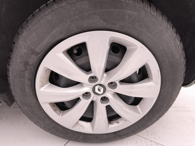 RENAULT Clio usata, con Sedile posteriore sdoppiato