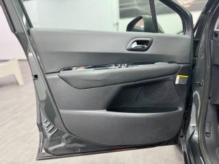 PEUGEOT 5008 usata, con Sistema di navigazione