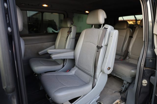 MERCEDES-BENZ Viano usata, con Supporto lombare
