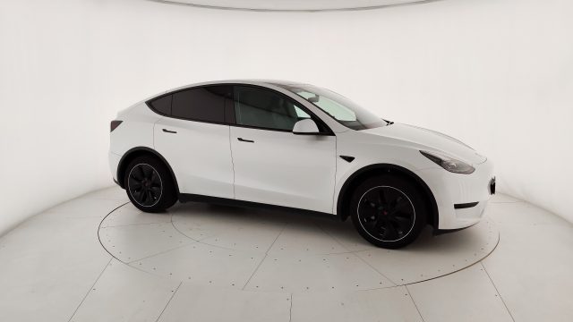 TESLA Model Y usata, con Portellone posteriore elettrico