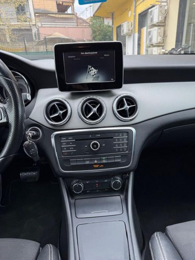 MERCEDES-BENZ GLA 200 usata, con Servosterzo