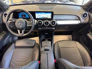 MERCEDES-BENZ GLB 200 usata, con Climatizzatore