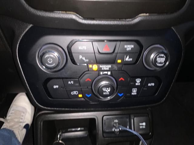 JEEP Renegade usata, con Sedile posteriore sdoppiato