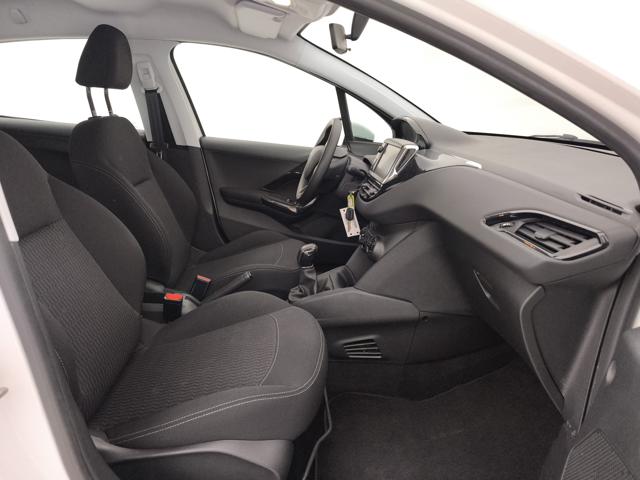 PEUGEOT 208 usata, con Apple CarPlay