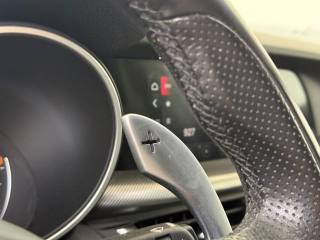 ALFA ROMEO Stelvio usata, con Sensore di luce