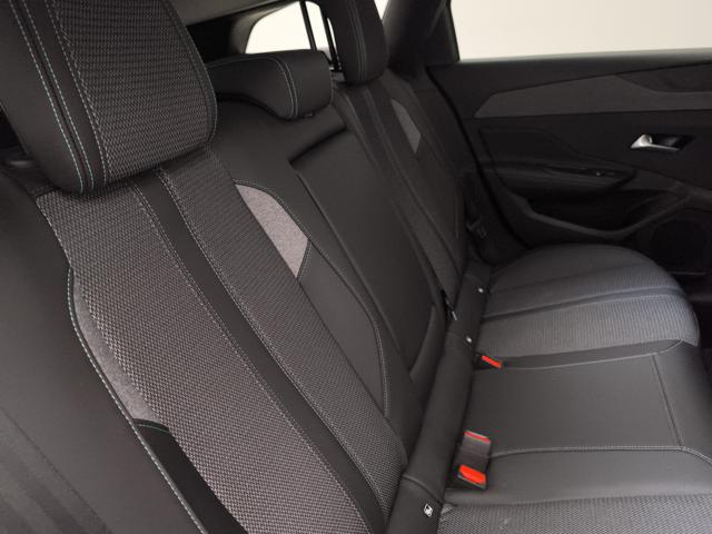 PEUGEOT 308 usata, con Bluetooth