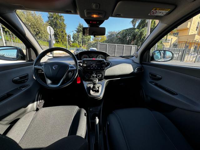 LANCIA Ypsilon usata, con Fendinebbia