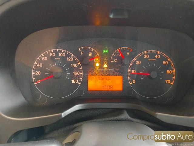 PEUGEOT Bipper usata, con Bluetooth