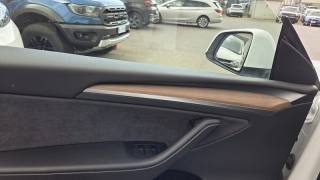 TESLA Model Y usata, con Regolazione elettrica sedili