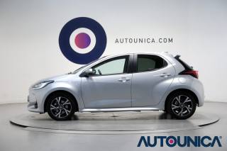 TOYOTA Yaris usata, con Fari LED