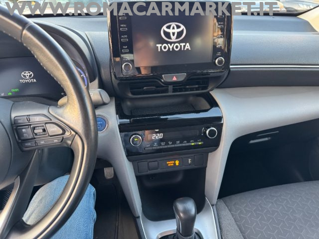 TOYOTA Yaris Cross usata, con ESP