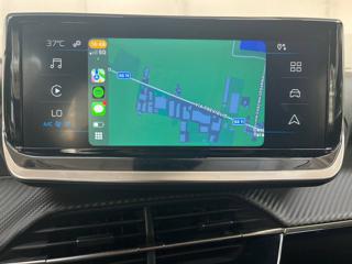PEUGEOT 2008 usata, con Touch screen