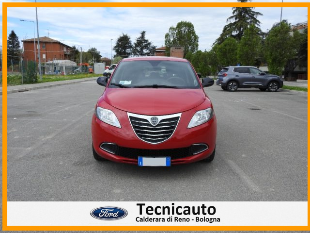 LANCIA Ypsilon usata, con Autoradio