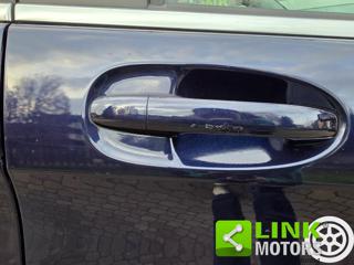 MERCEDES-BENZ V 250 usata, con Luci diurne