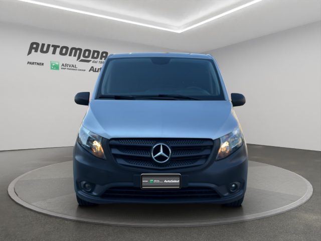 MERCEDES-BENZ Vito usata, con Airbag laterali