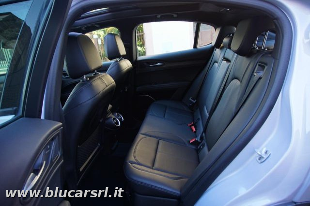 ALFA ROMEO Stelvio usata, con Fari Xenon
