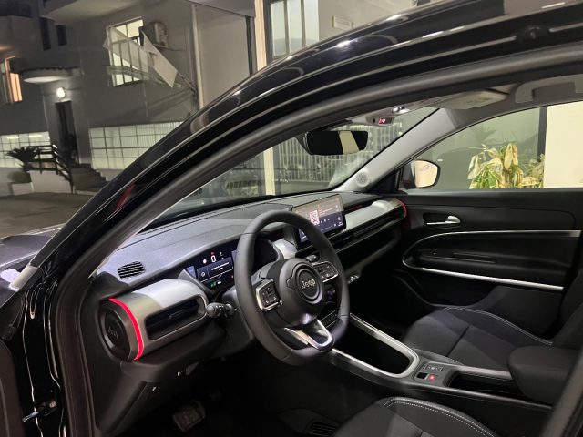 JEEP Avenger usata, con Bracciolo