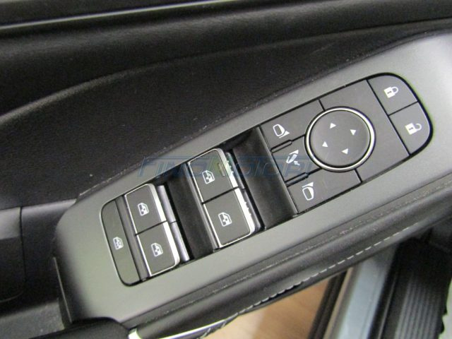 NISSAN Qashqai usata, con Sistema di navigazione