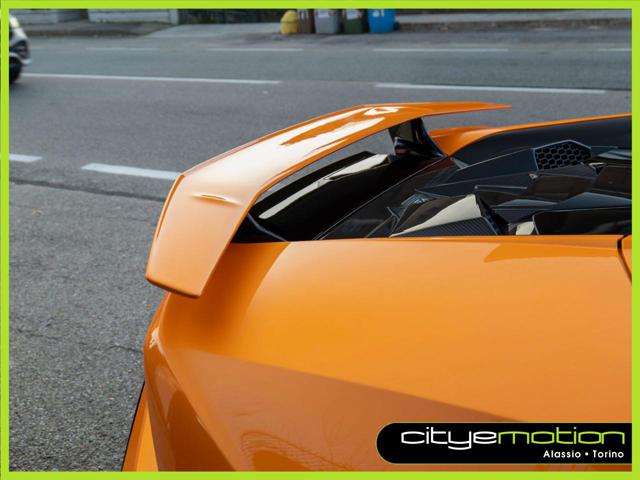 LAMBORGHINI Huracan usata, con Bluetooth
