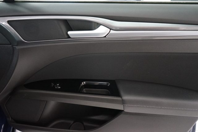 FORD Mondeo usata, con Kit antipanne