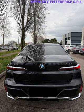 BMW 740 usata, con Fendinebbia