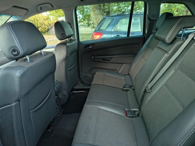 OPEL Zafira usata, con Fendinebbia