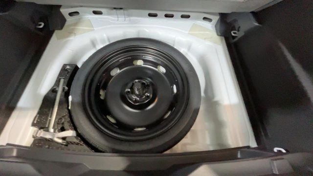 VOLKSWAGEN T-Roc usata, con Volante in pelle