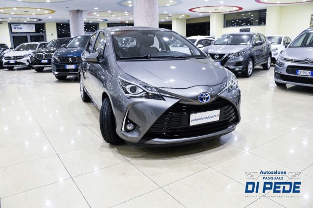 TOYOTA Yaris usata, con Autoradio