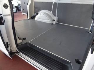VOLKSWAGEN Transporter usata, con Park Distance Control