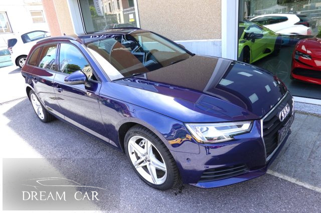 AUDI A4 usata, con Autoradio