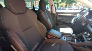 SKODA Karoq usata, con Sensori di parcheggio posteriori